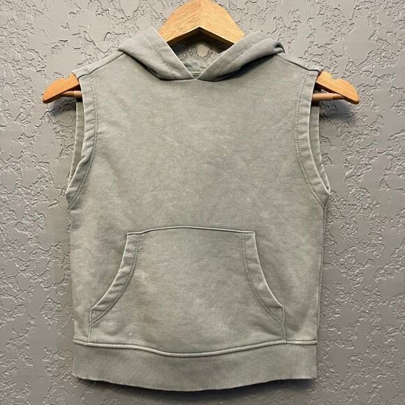 Boys Fleece Long Sleeve and Pullover Tops - Picture 3 of 8